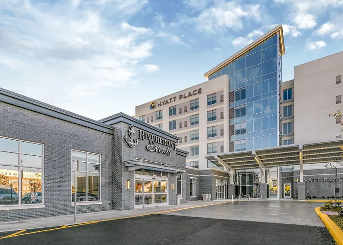 Hyatt Place Wilmington Riverfront